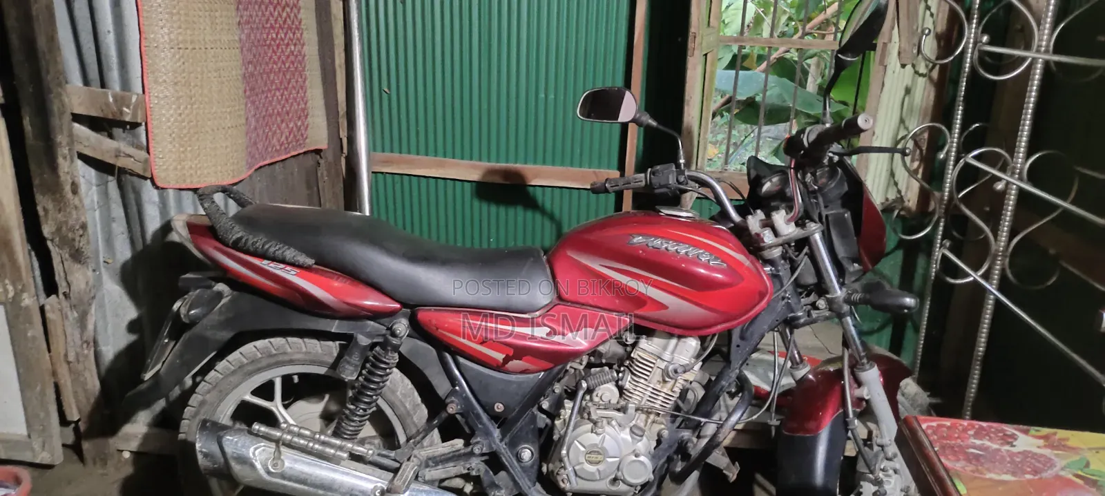 Bajaj Discover 125 2022 Red