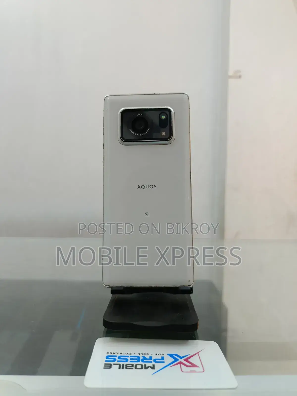 Sharp Aquos R6 128 GB White