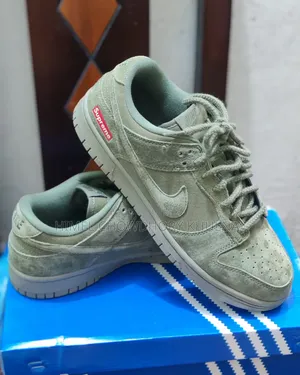 Supreme Sneakers