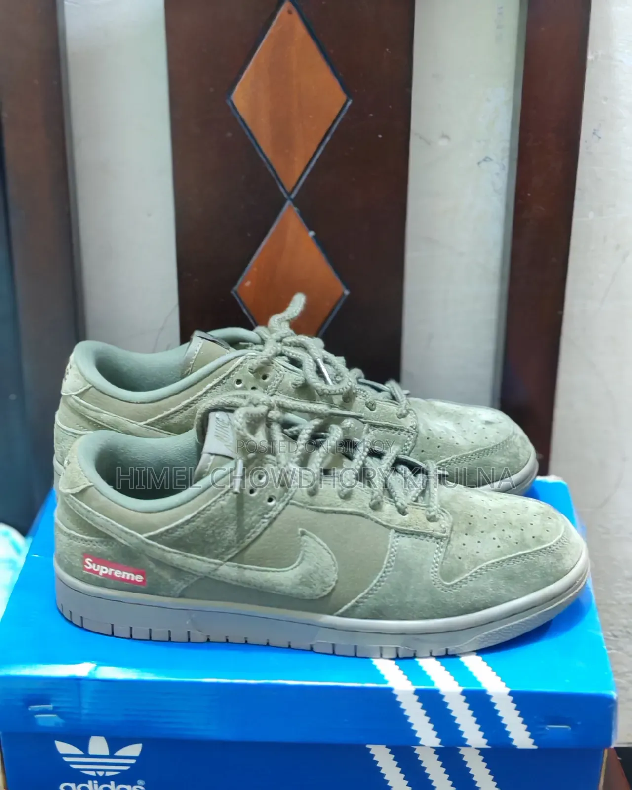 Supreme Sneakers