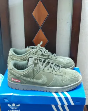 Supreme Sneakers