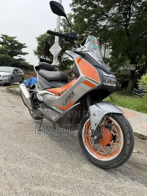 লিফান ১৫০সিসি ২০২৩ কমলা