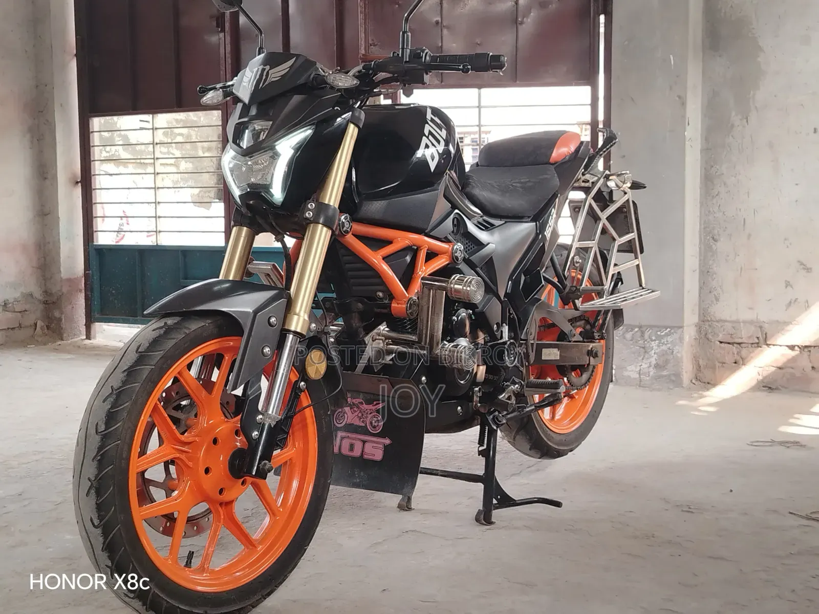 Runner Bolt 165R 2023 Black