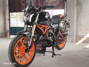 Runner Bolt 165R 2023 Black