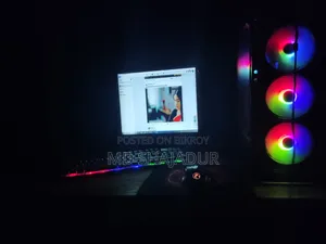 Desktop Computer ASUS 8GB SSD 128GB