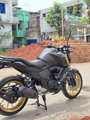 Yamaha FZS V4 2024 Black
