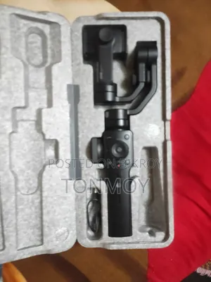 Zhiyun Smooth 4
