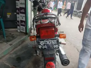 Hero Splendor Plus 2016 Red