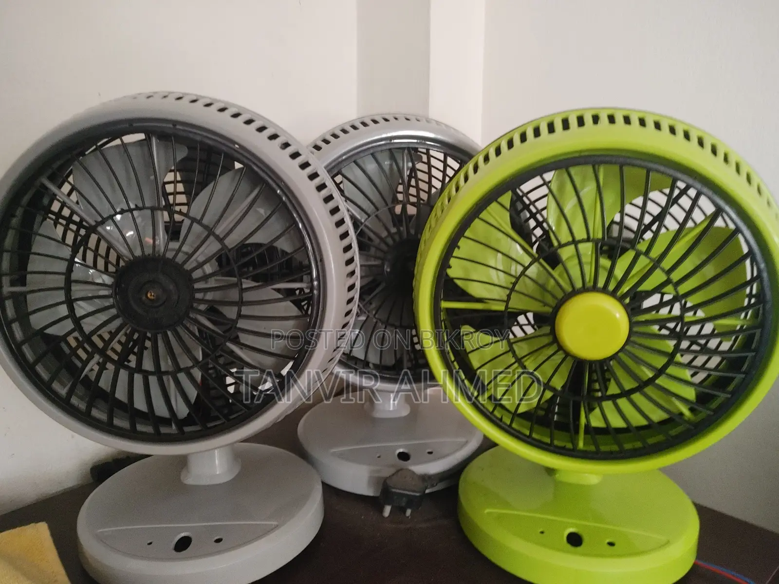 9 Inch Rechargeable Fan