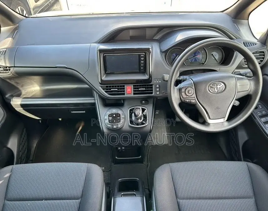 Toyota Noah 1.8 FWD Hybrid (7 Seater) 2021 Pearl