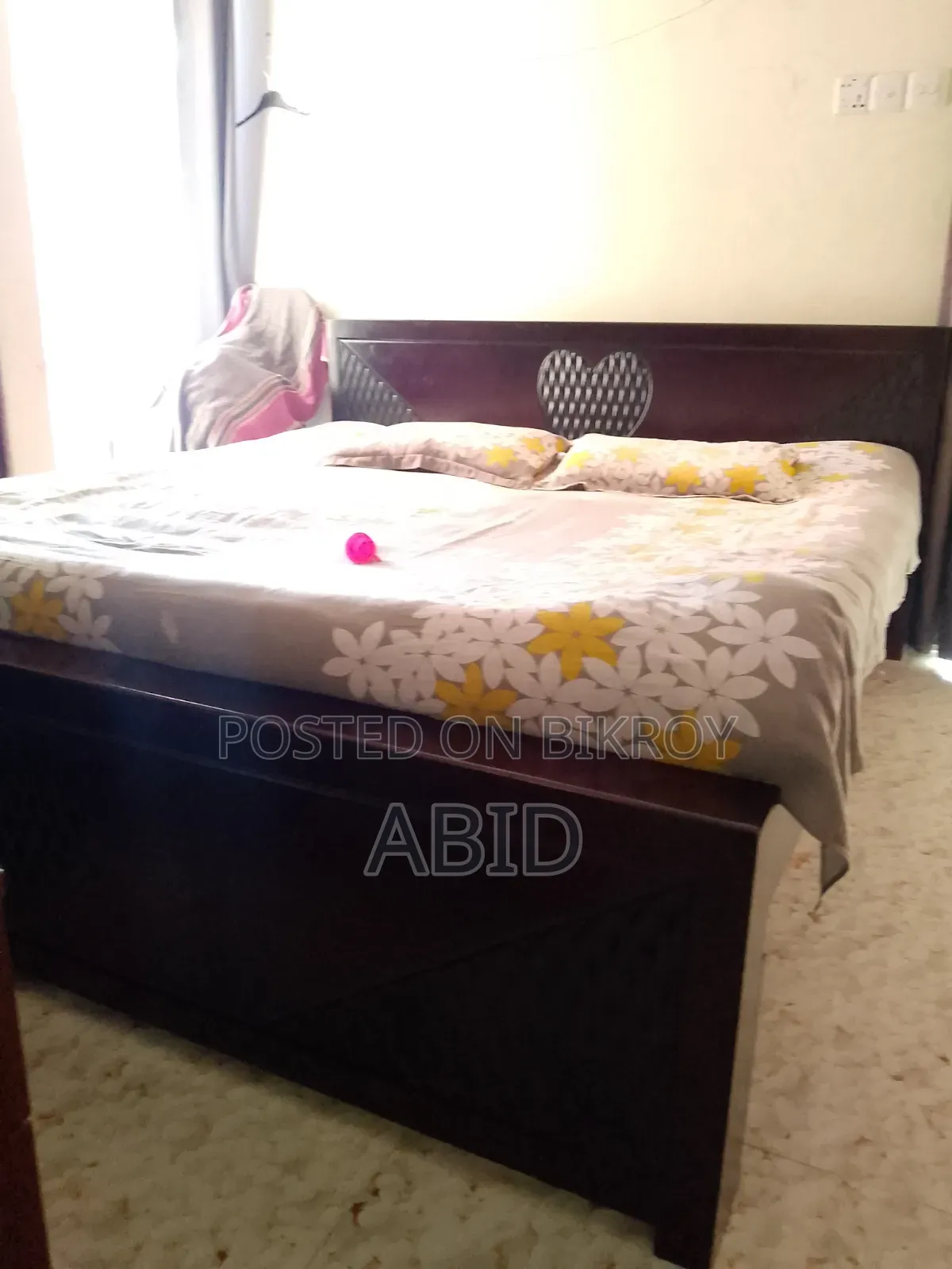 Sturdy Board Bed