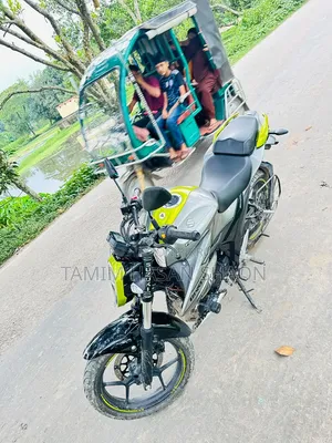 Suzuki Gixxer 2025 Gray