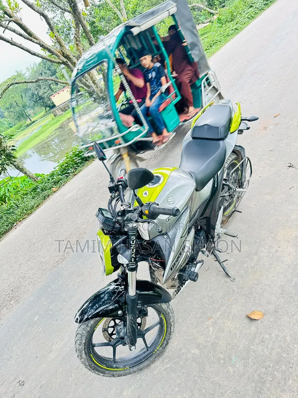 Suzuki Gixxer 2025 Gray