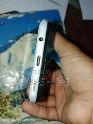 Samsung Galaxy A30 64 GB White