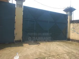 ফ্যাক্টরি ভাড়া
