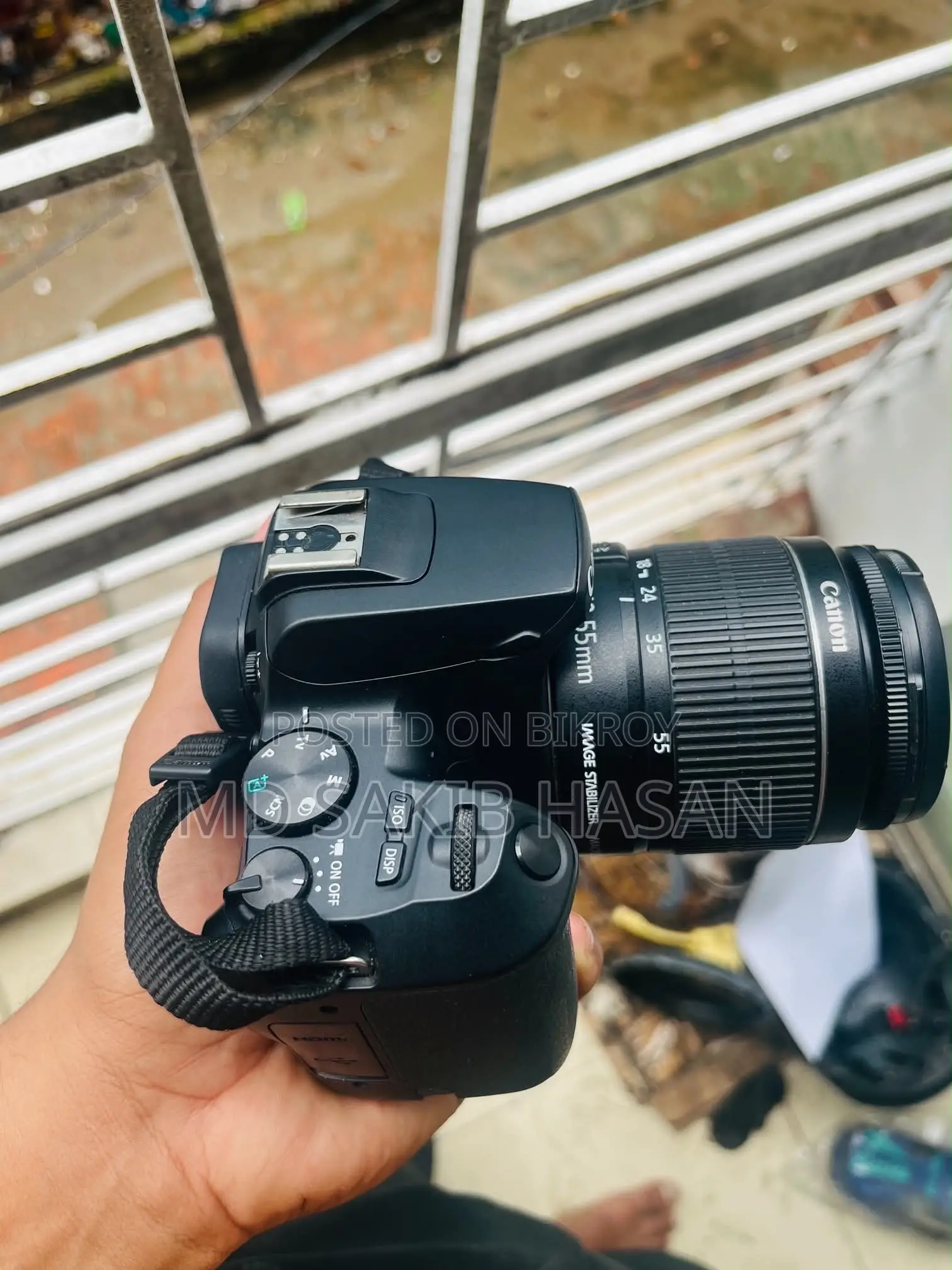 Canon 250 D Camera