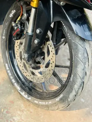 Yamaha R1 2022 Black
