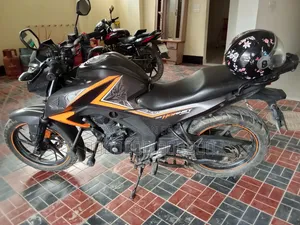 Honda Hornet 2018 Gray