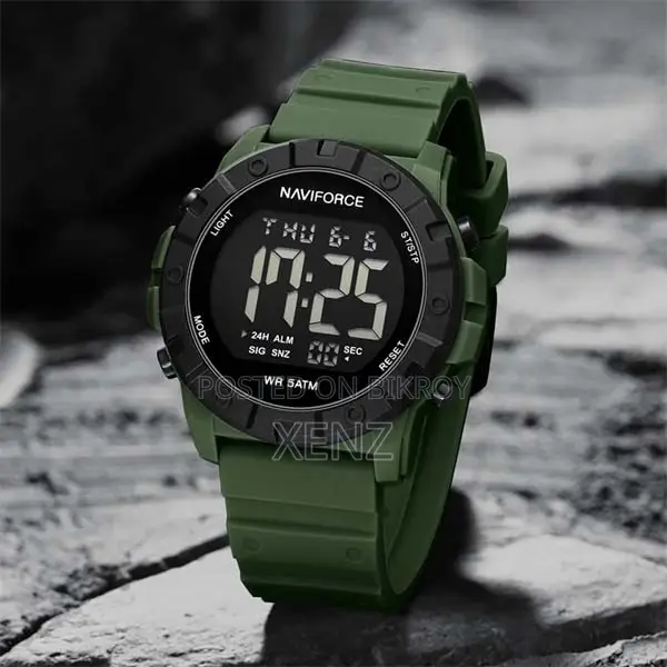 NAVIFORCE NF7110 Watch for Men