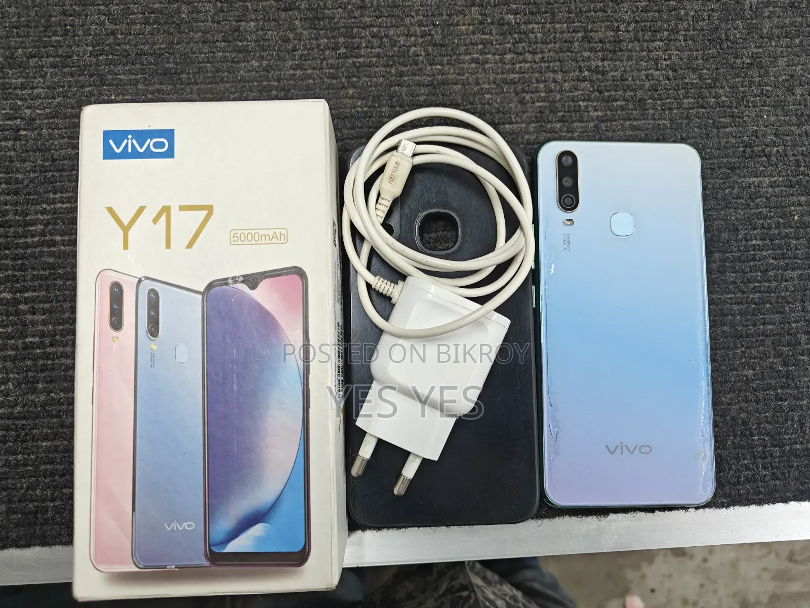 Vivo Y17 256 GB Purple