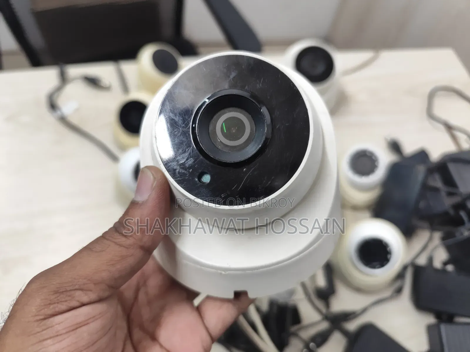 ৮ পিস সিসি ক্যামেরা সেট সেল করা হবে