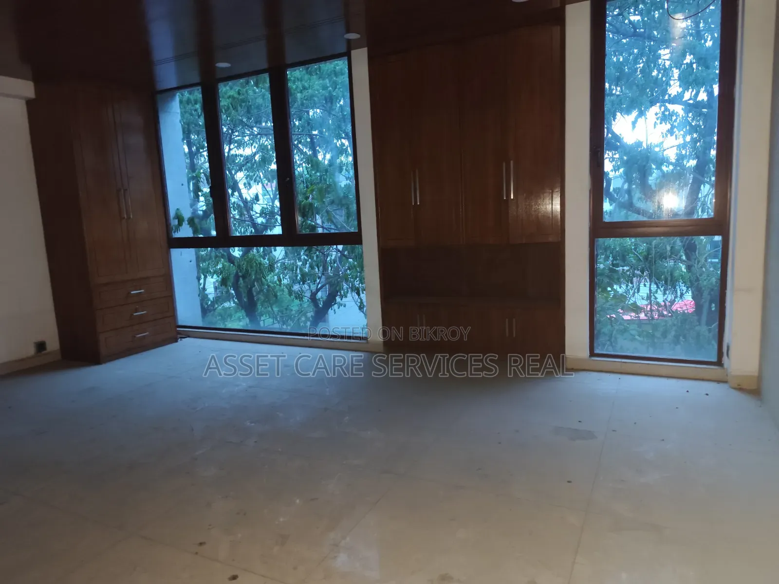 Independent House 6200-SQFT Office Rent Nikunja-1