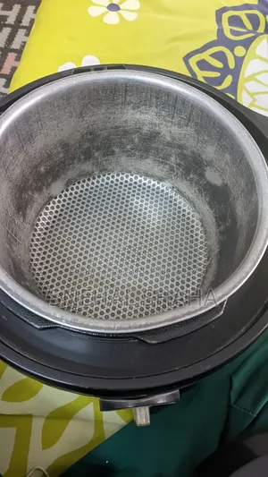 Used Rice Cooker in Great Condition – Fully Functional