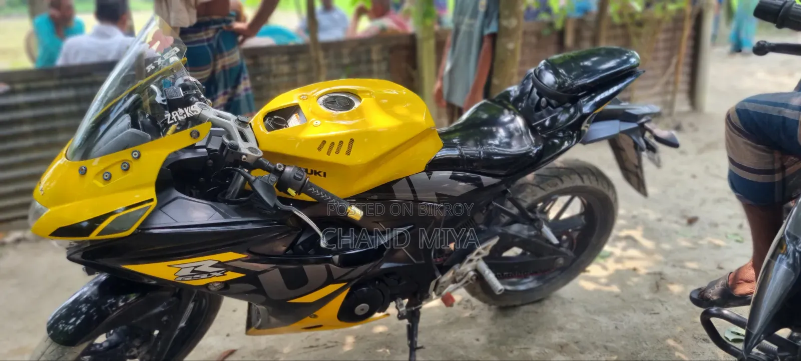 Suzuki GSX-R150 2022 Yellow