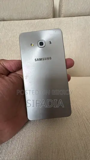 Samsung Galaxy J3 Pro 16 GB Gold
