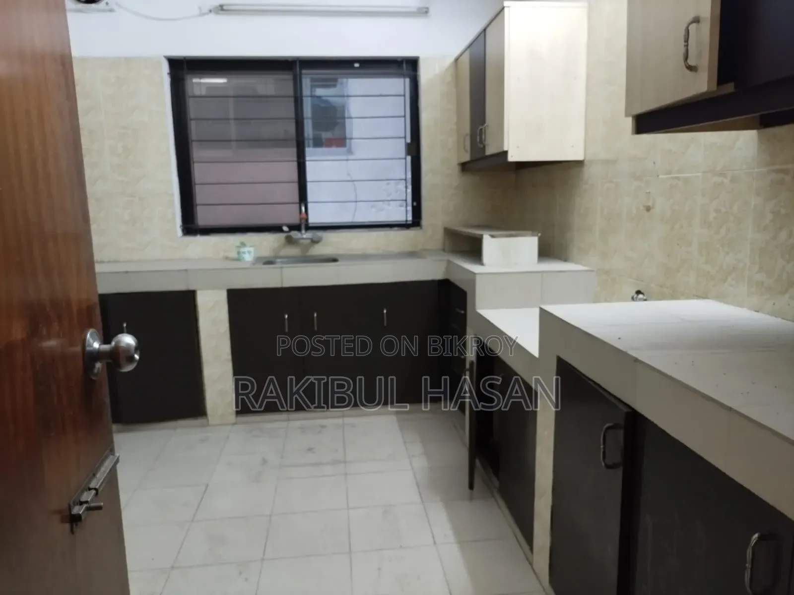 2600 SFT Office Rent in Gulshan 2