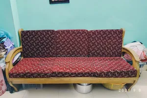সেগুন কাঠের সোফা