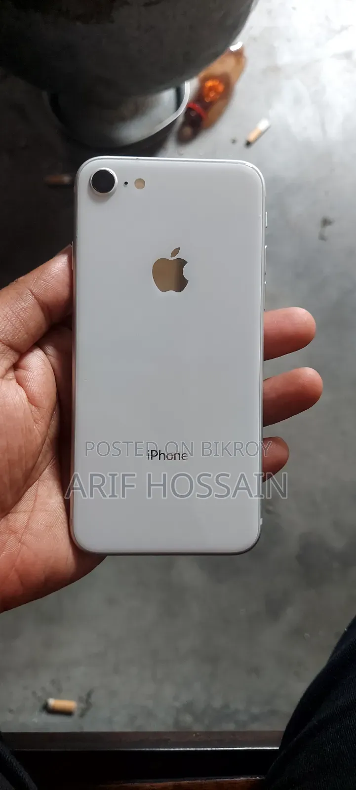 Apple iPhone 8 64 GB White