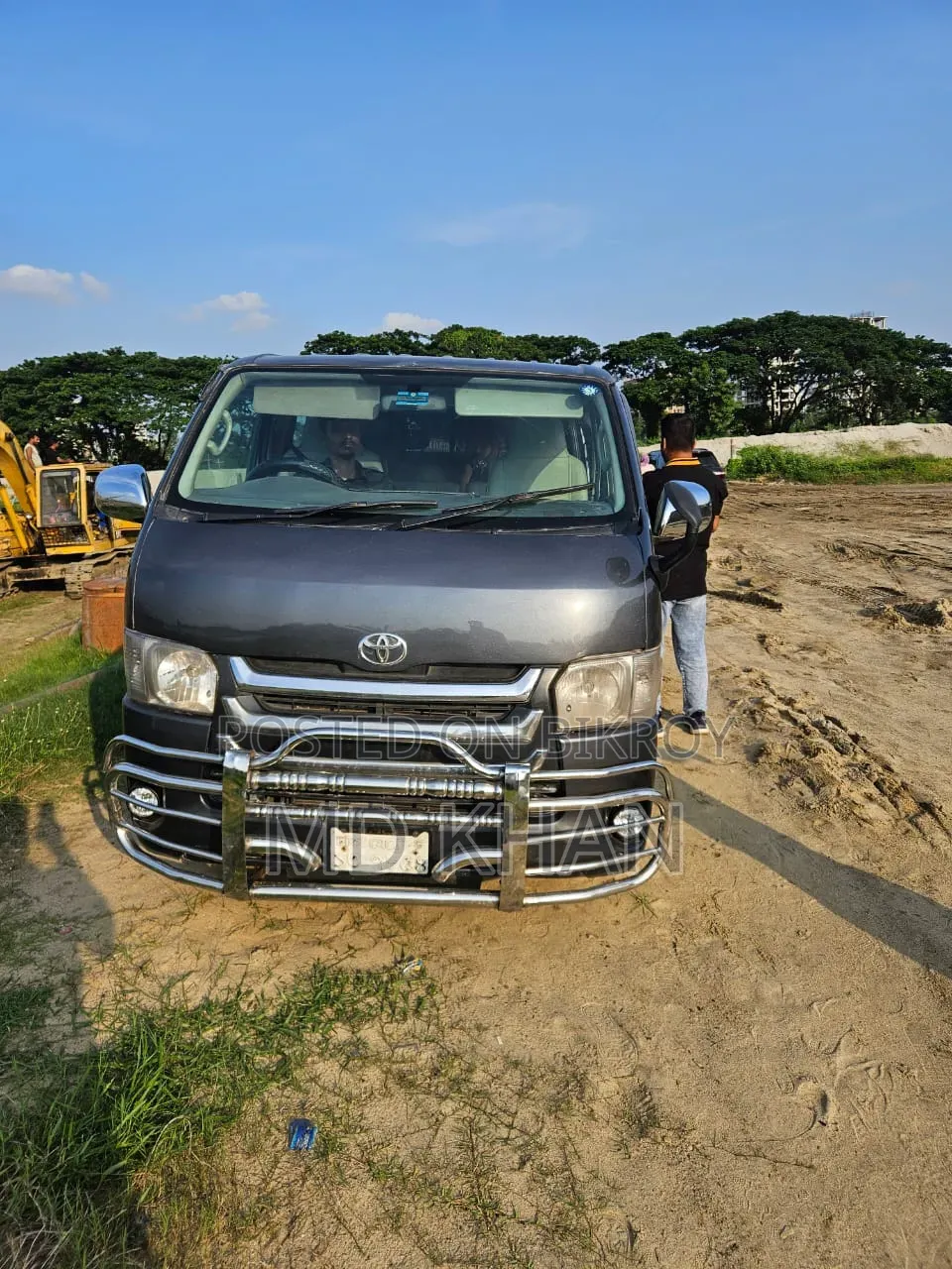 Toyota HiAce 2004 Grey