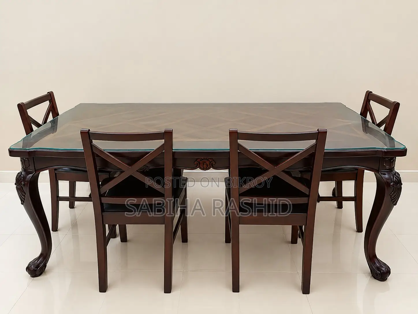 Otobi Table