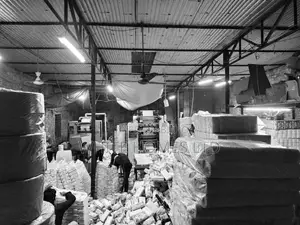 Office / Warehouse Small Factory for Rent