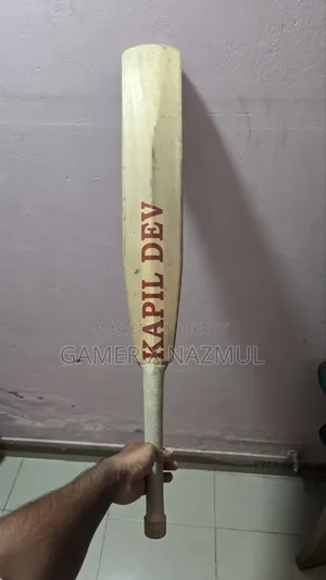 Cricket Bat ( Mangoose Bat Kapil Dev Edition)