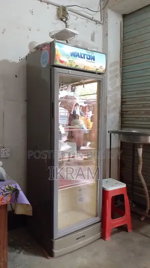 Walton Beverage Refrigerator