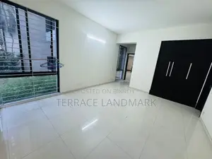 4bdrm Apartment in Basundhara for Sale