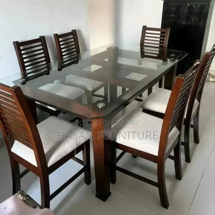 New 6 Chair Dining Table