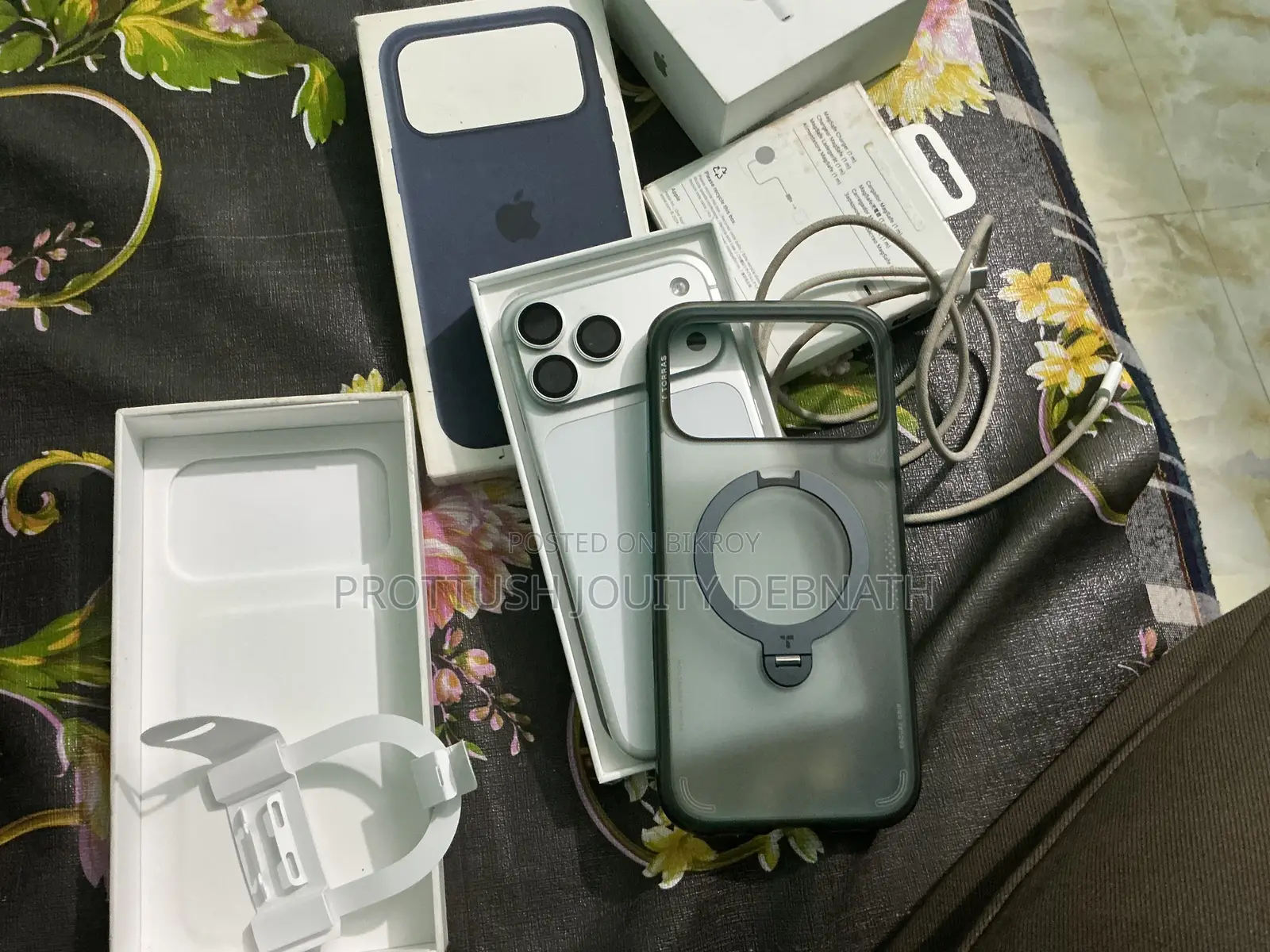 New Apple iPhone 17 Pro Max 256 GB White