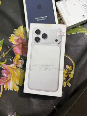 New Apple iPhone 17 Pro Max 256 GB White