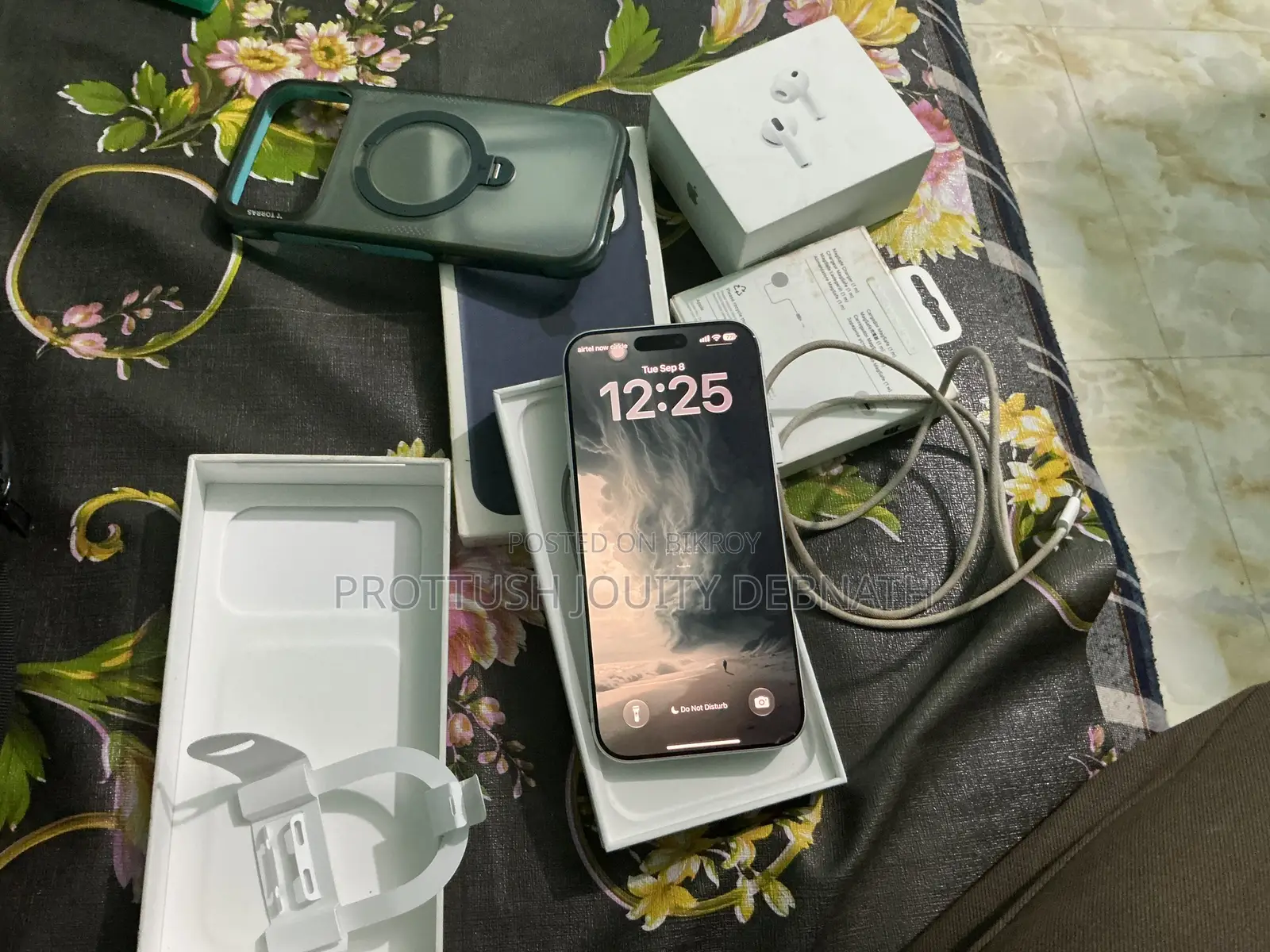 New Apple iPhone 17 Pro Max 256 GB White