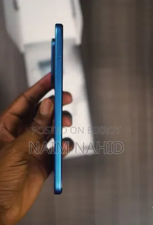 Infinix Hot 70 128 GB Blue