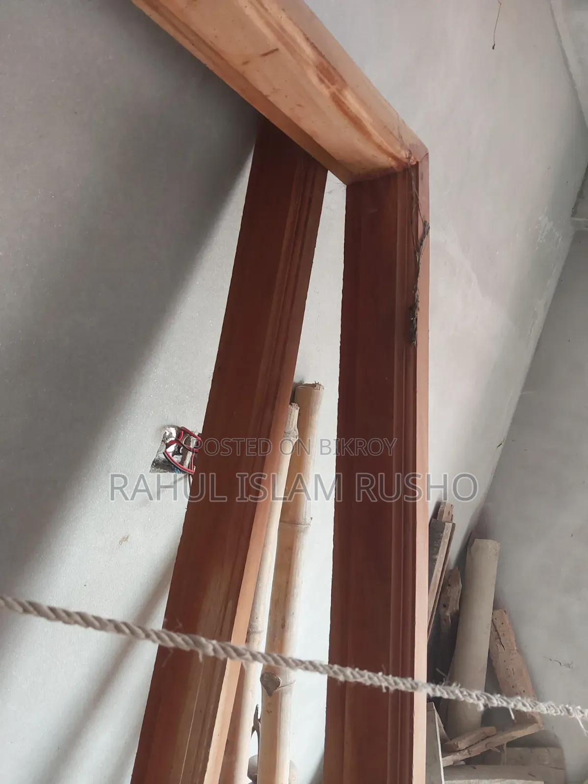 কাঠের চৌকাঠ
