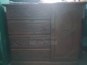 ঘরের ফার্নিচার