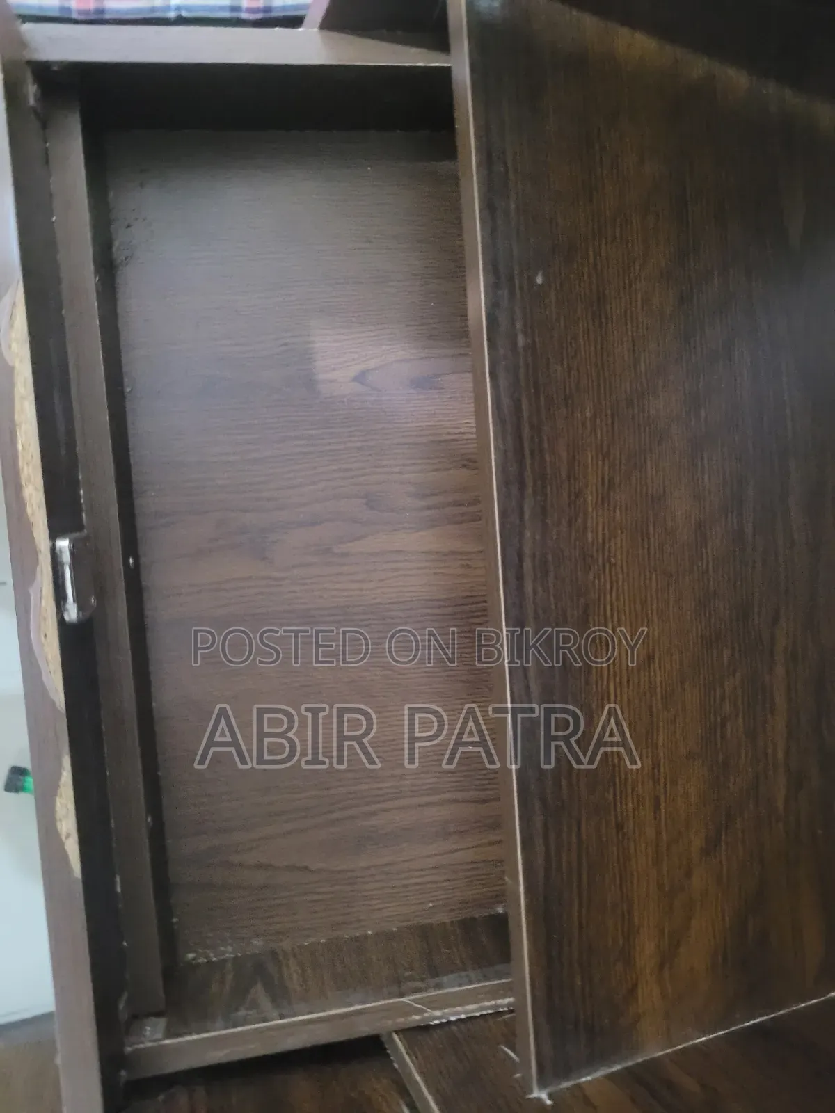 Partex Almirah