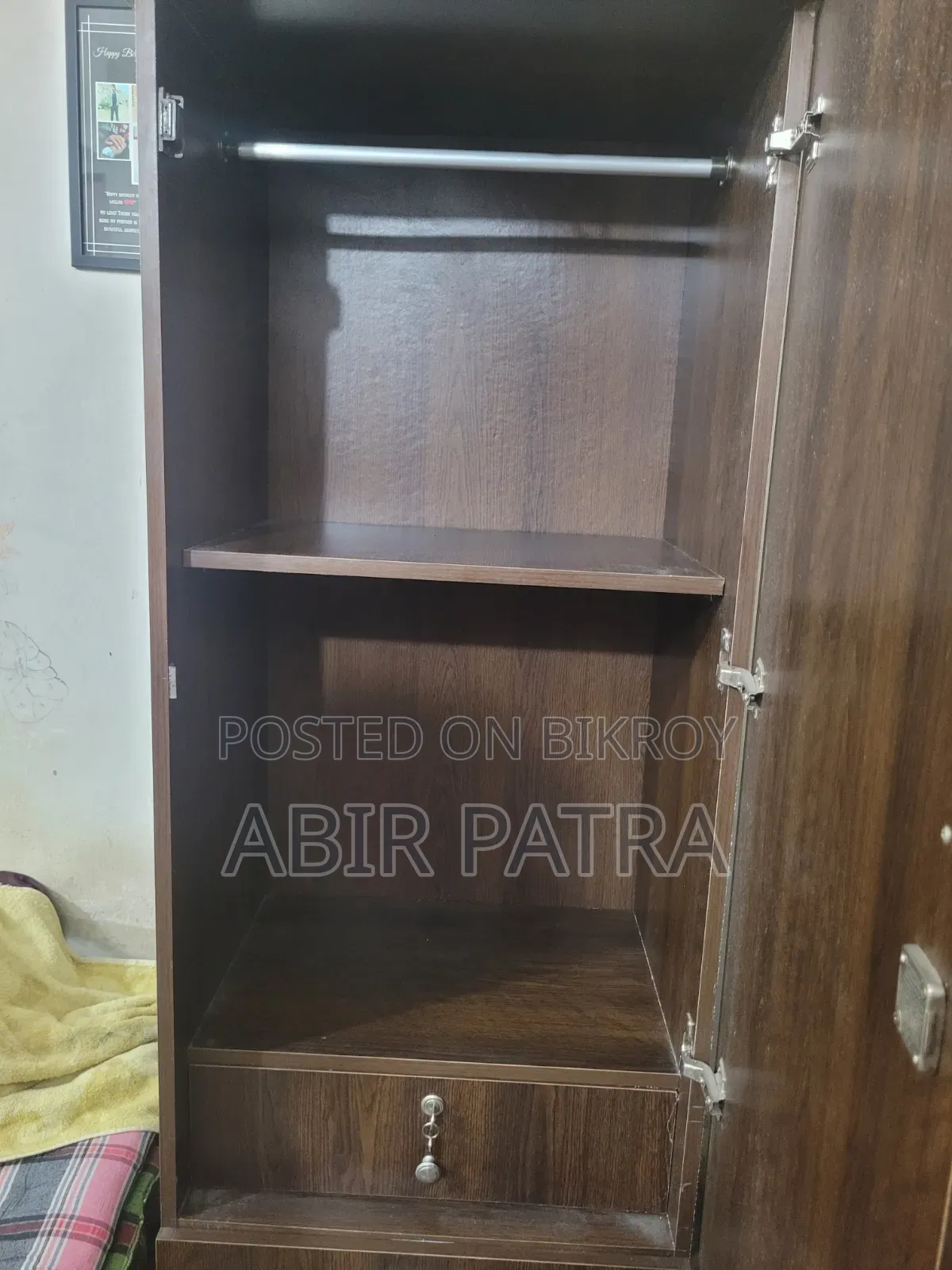 Partex Almirah