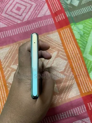 অপ্পো রেনো ২৫৬ জিবি নীল