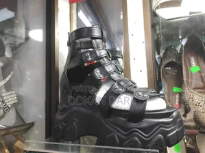 Wakar Shoes