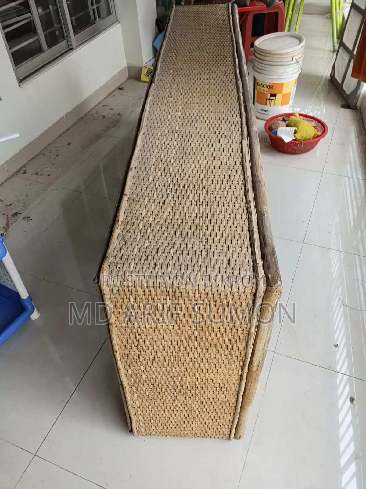 দোলনা খাট বইয়ের রেক